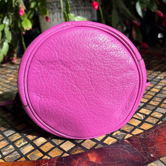 Coach Drawstring Pink Pouch Wristlet Pebbled Leather Bucket Bag Flowers - Picture 3 of 10